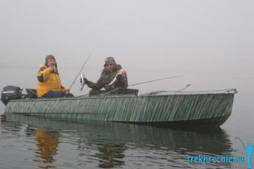 Осенняя рыбалка на судака в Трехречье 